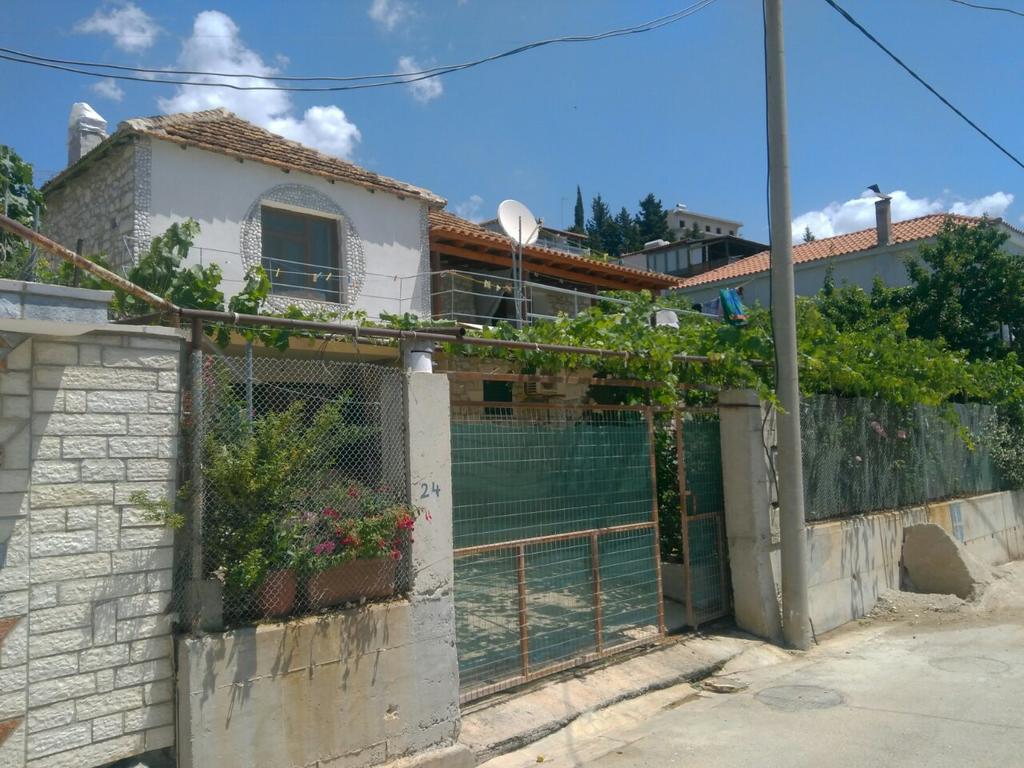 Hotel Stone House Himarë Exteriér fotografie